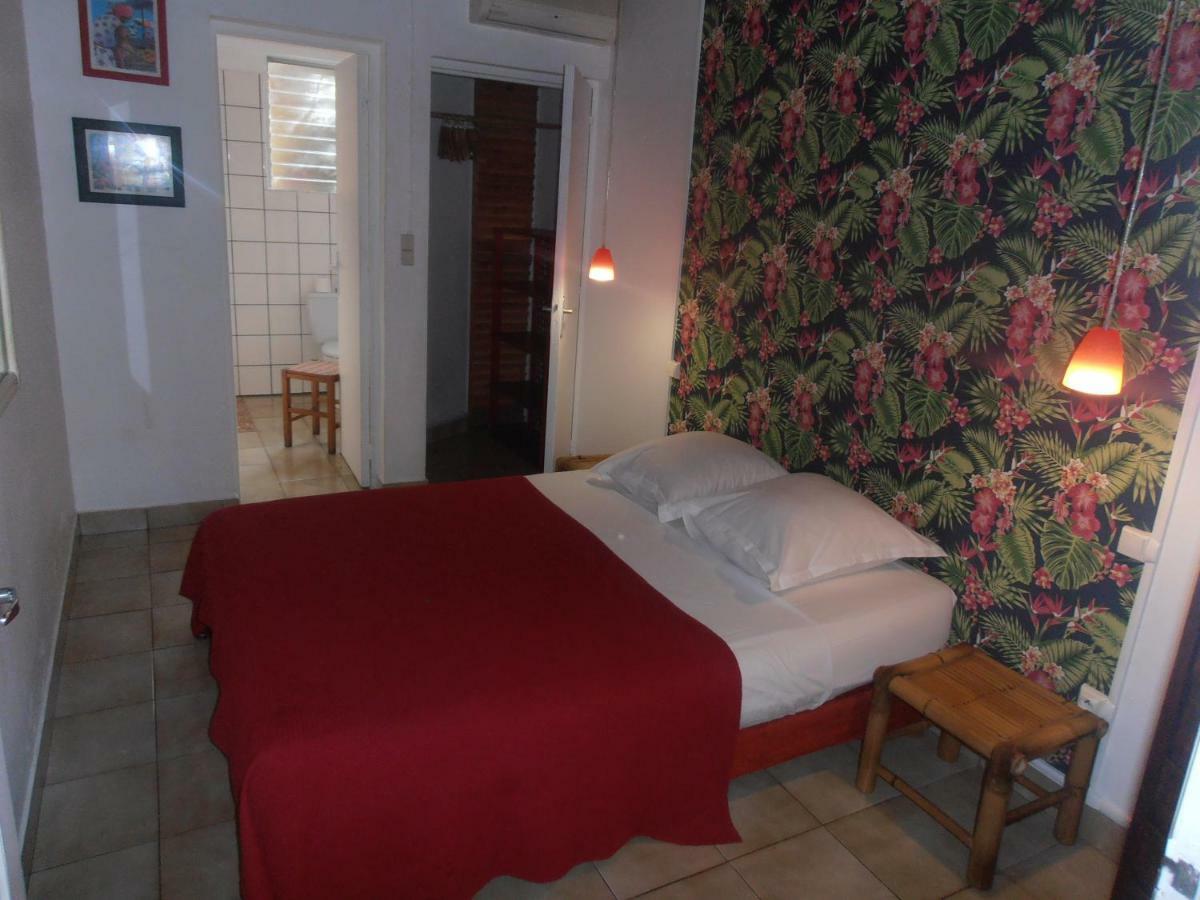 Les Manguiers Villa Deshaies Exteriör bild